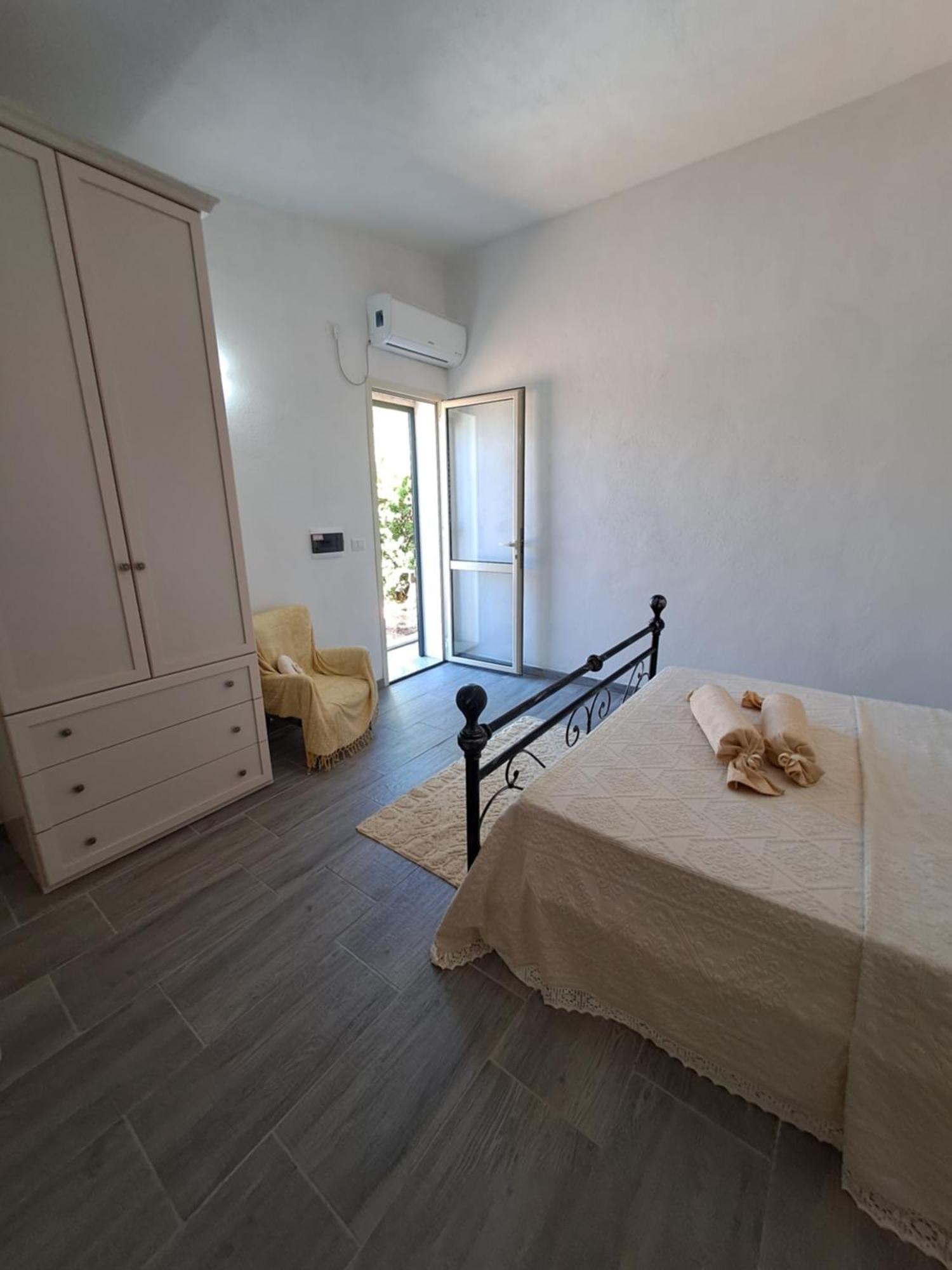 B&B Li Salcuneddi Aglientu Ngoại thất bức ảnh