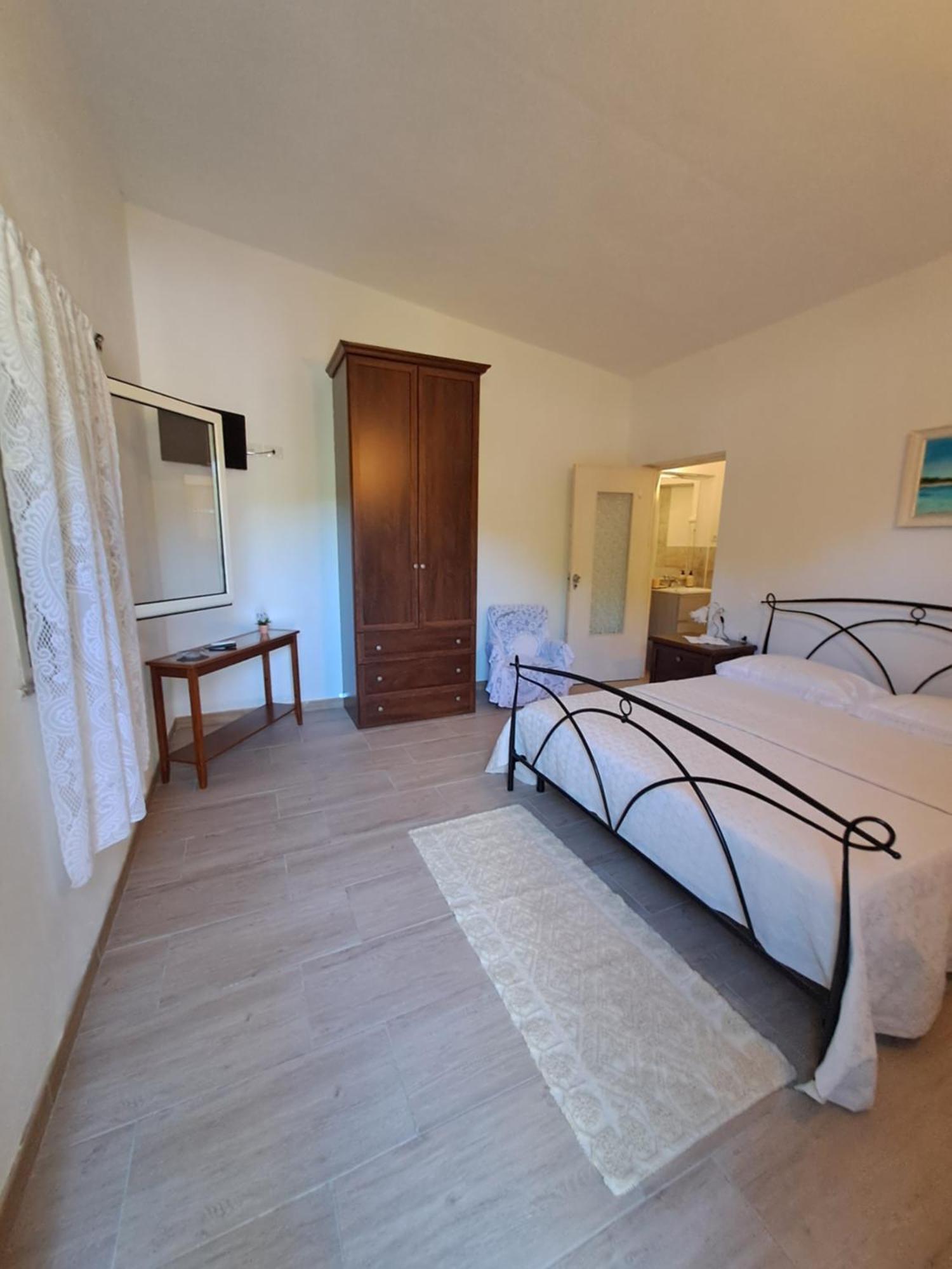 B&B Li Salcuneddi Aglientu Phòng bức ảnh