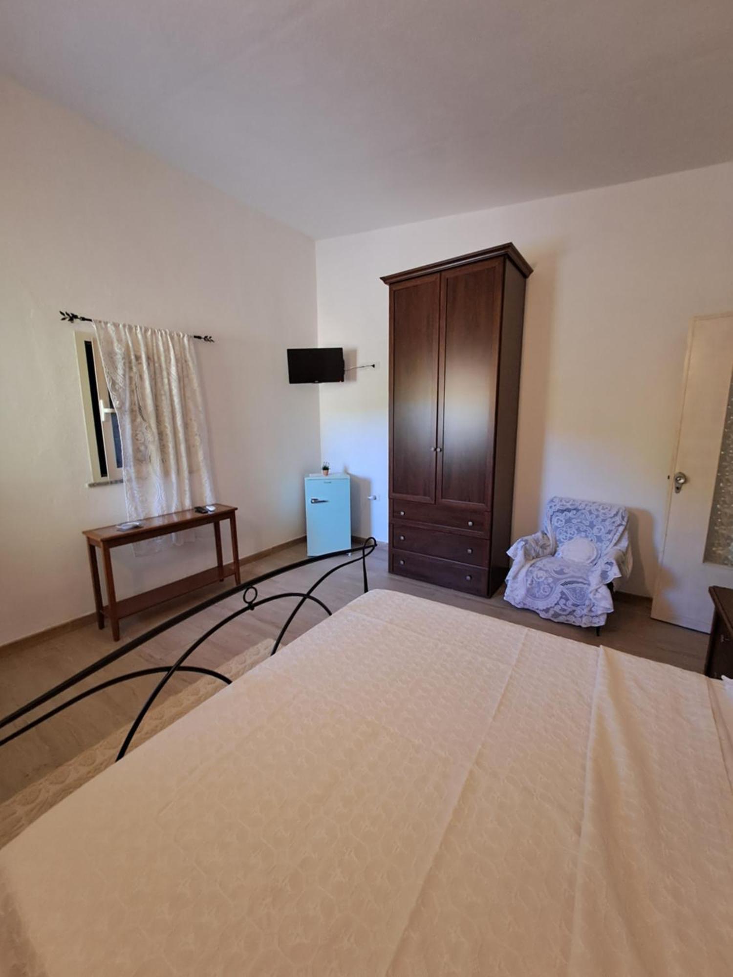 B&B Li Salcuneddi Aglientu Ngoại thất bức ảnh